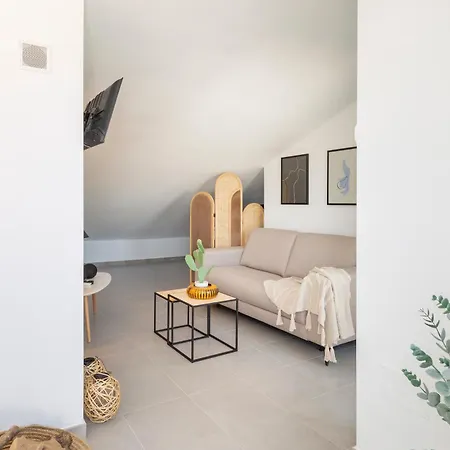 Holiday home Martalia - La Casa Del Triangulo *